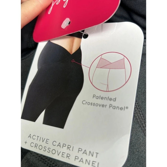 Over Belly Active Capri Maternity Pants - Isabel Maternity by Ingrid & Isabel S - Picture 4 of 5